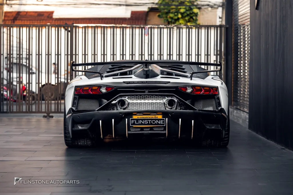 Lamborghini Aventador to SVJ ชุดพาร์ทรอบคัน ภายในอาคันทาร่า