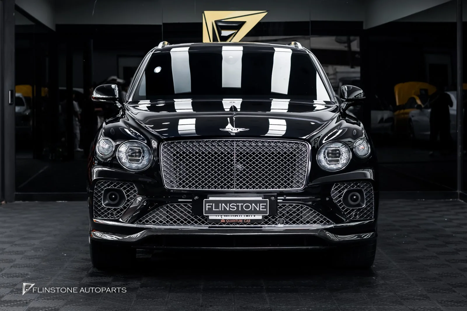 Bentley Bentayga พาร์ทคาร์บอนรอบคัน ท่อ Usus