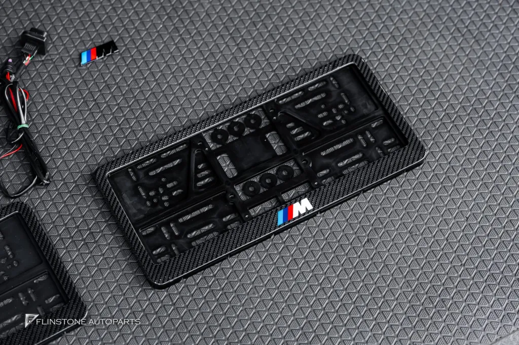 BMW i5 G60 carbon plate frame M Grille LED