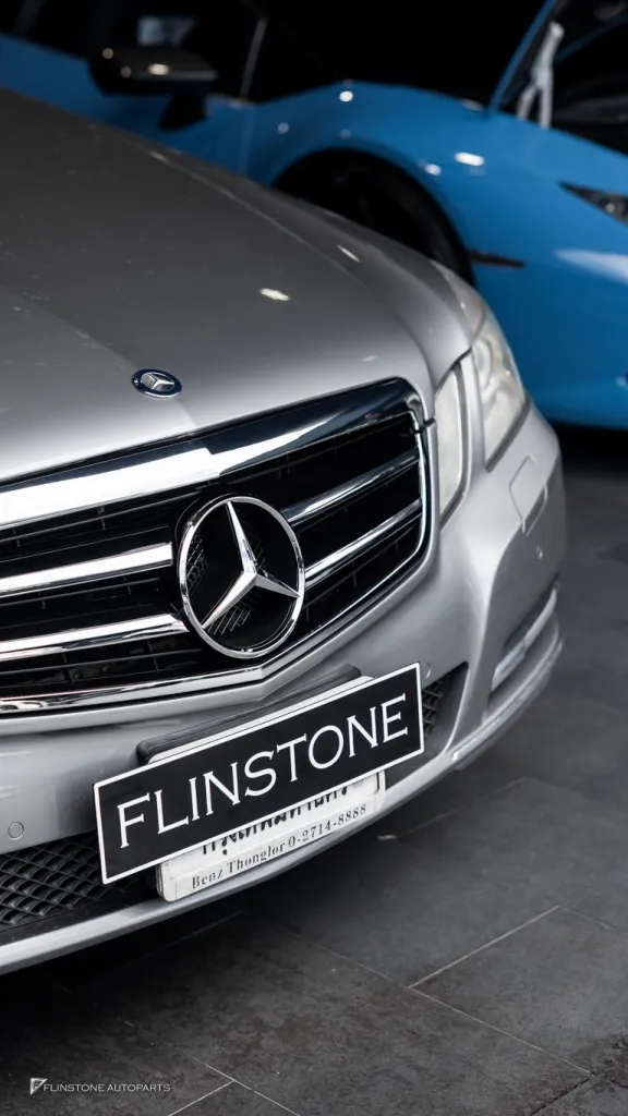 Mercedes Benz W212 กระจังหน้า