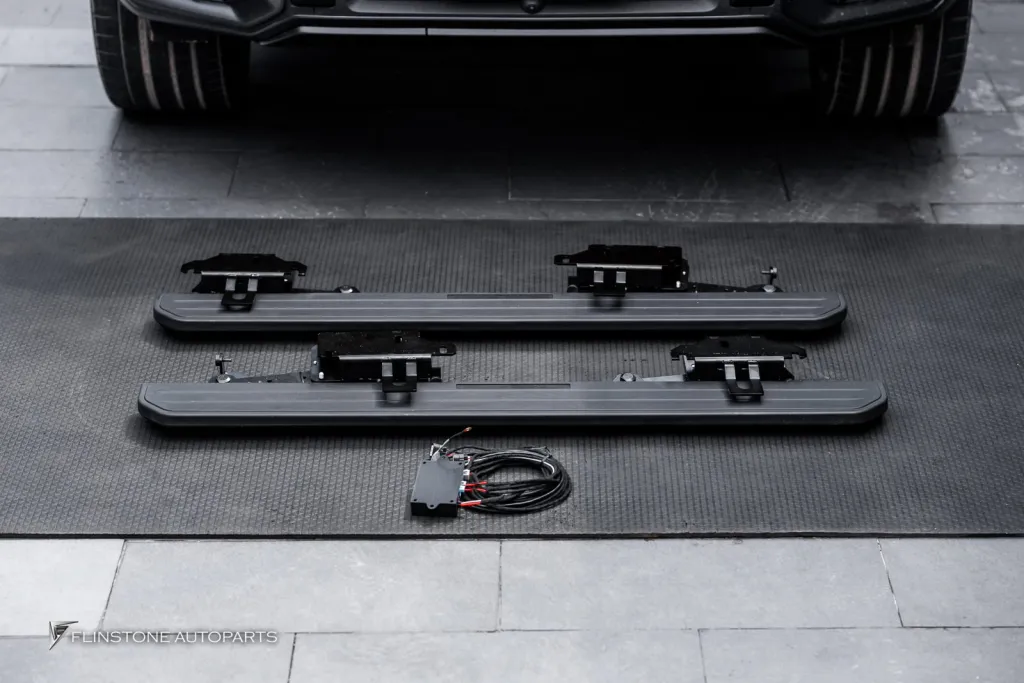 Mercedes Benz Gclass บันไดไฟฟ้า V2