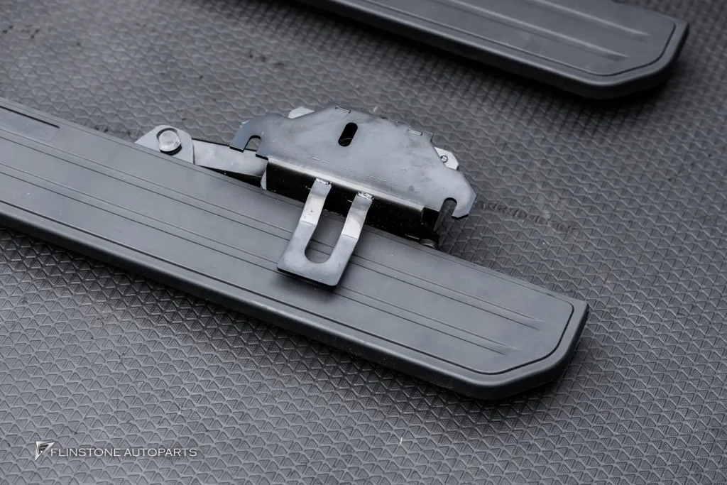 Mercedes Benz Gclass บันไดไฟฟ้า V2