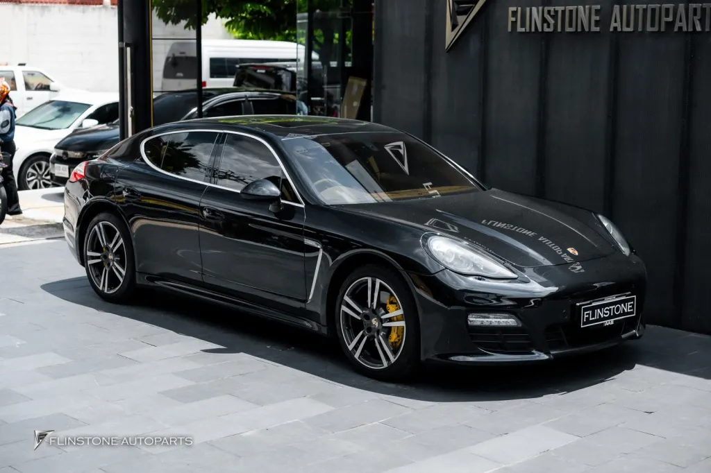 Porsche Panamera 970 คิ้วโครเมี่ยม