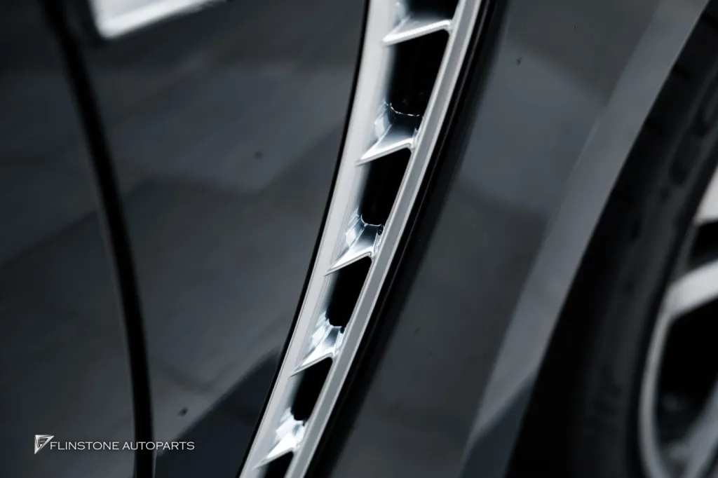 Porsche Panamera 970 คิ้วโครเมี่ยม