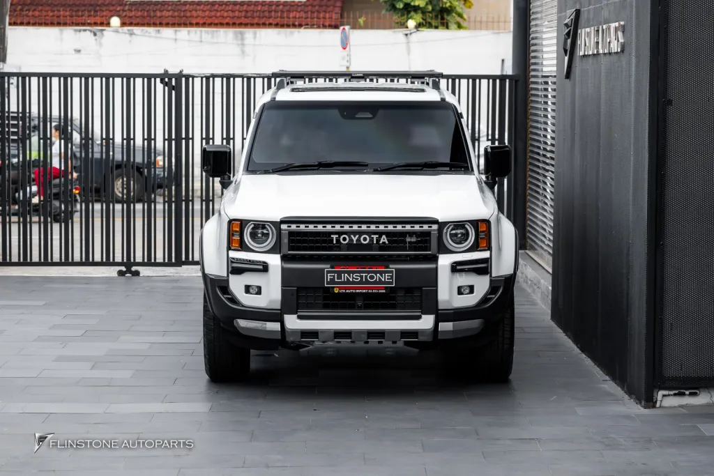 Toyota Land Cruiser บันได แรคหลังคา ฟิล์ม