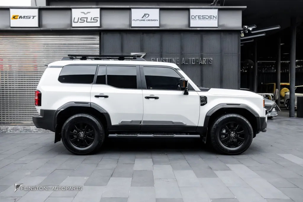 Toyota Land Cruiser บันได แรคหลังคา ฟิล์ม