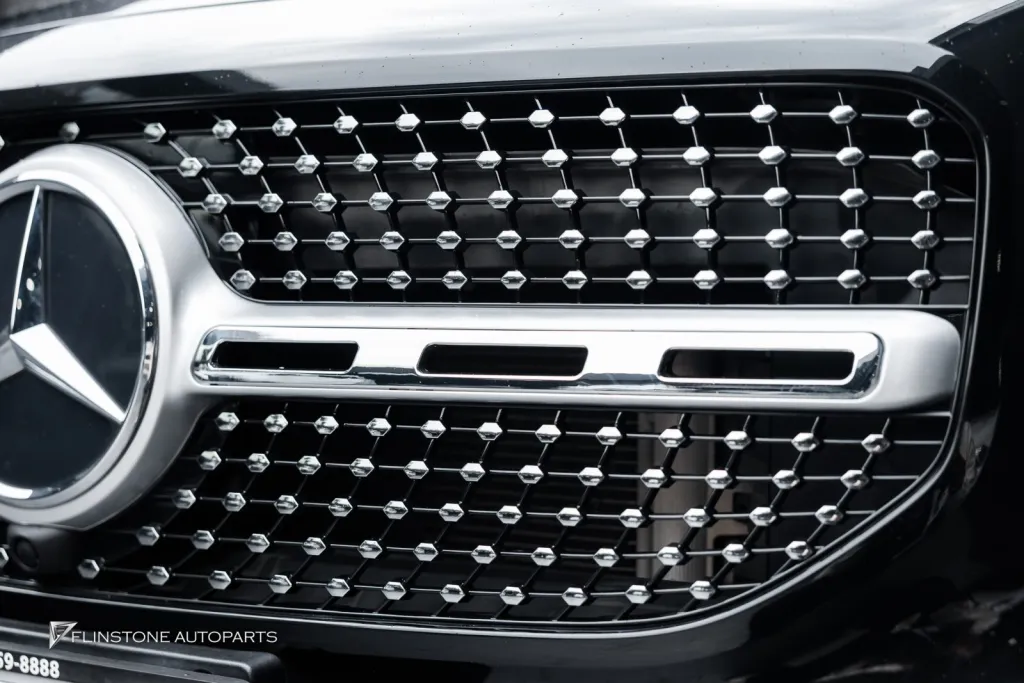Mercedes Benz GLB กระจัง