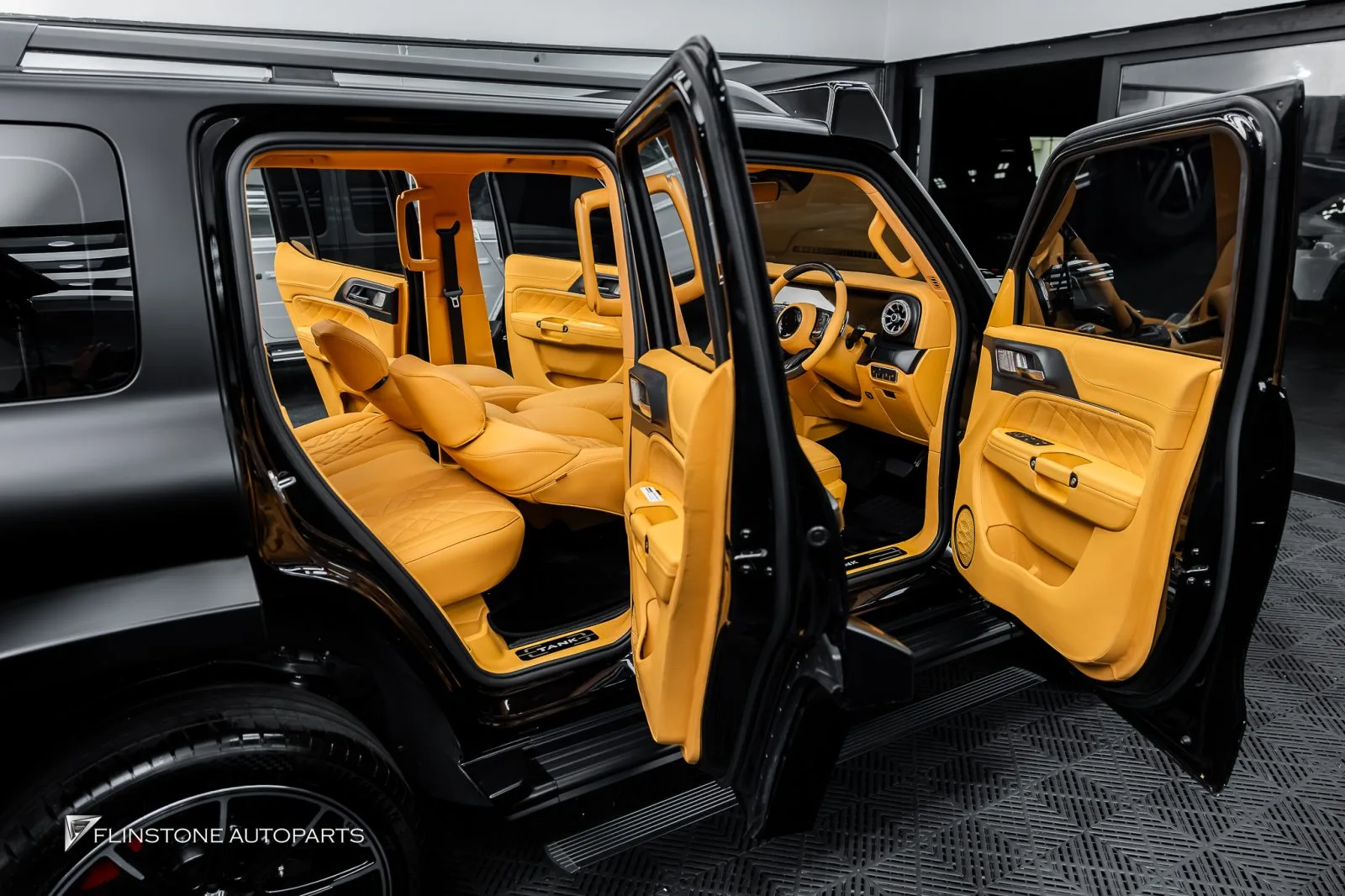 GWM Tank 300 to G63 ชุดพาร์ทรอบคัน ภายใน — Complete (No Logo Brabus)