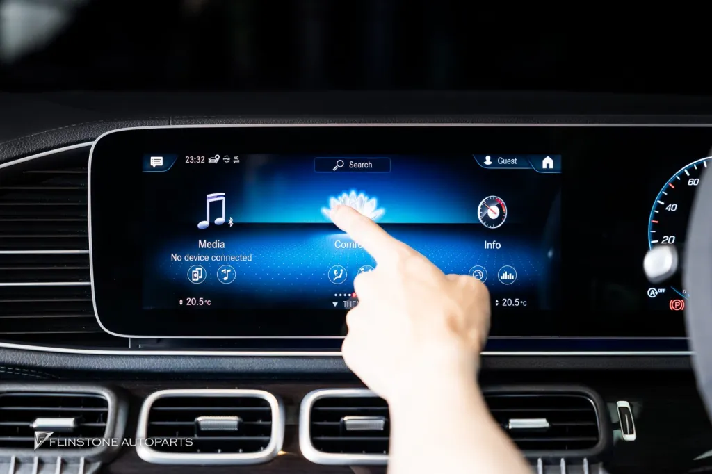 Mercedes Benz GLS กระจกบานหน้า เบาะนวด น้ำหอม Acc