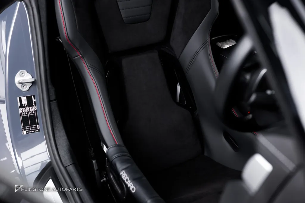 GR Srupa Seats Recaro