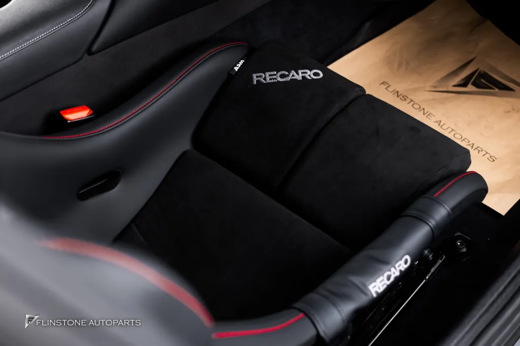 GR Srupa Seats Recaro