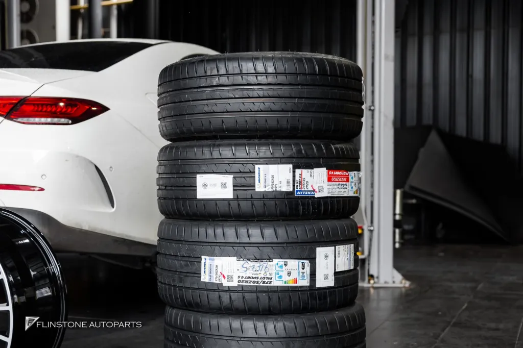 Mercedes Benz Cls ล้อ Usus