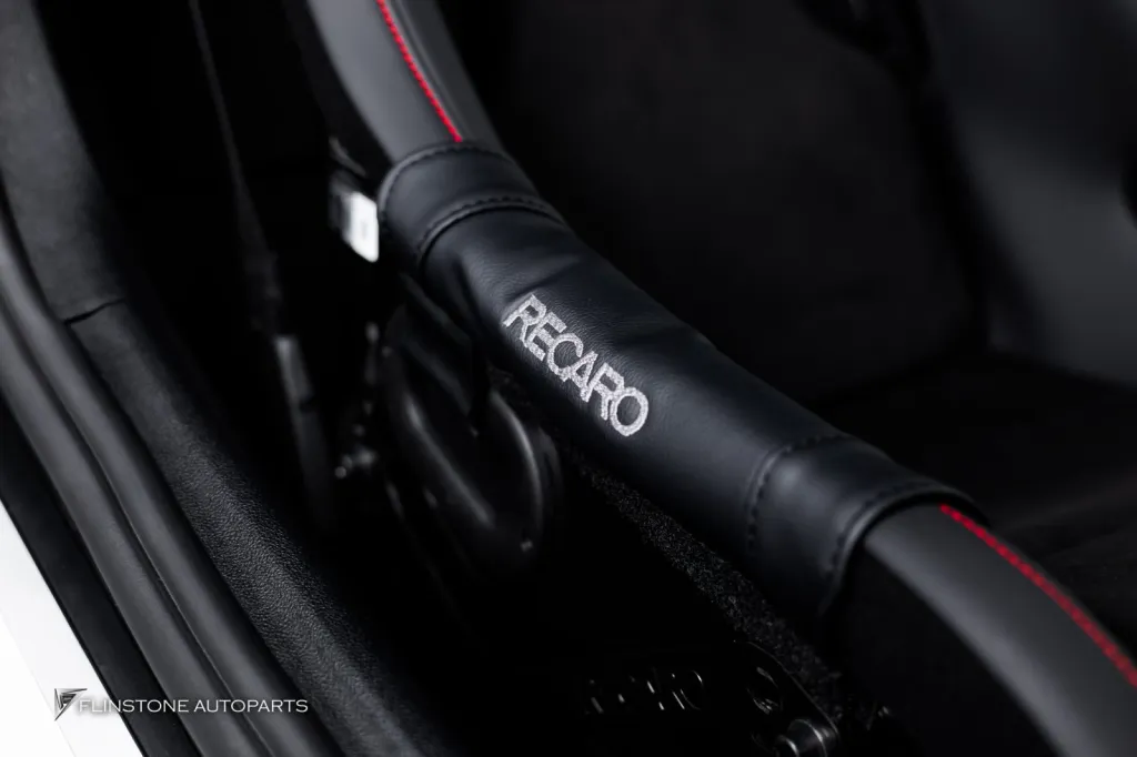GR Srupa Seats Recaro