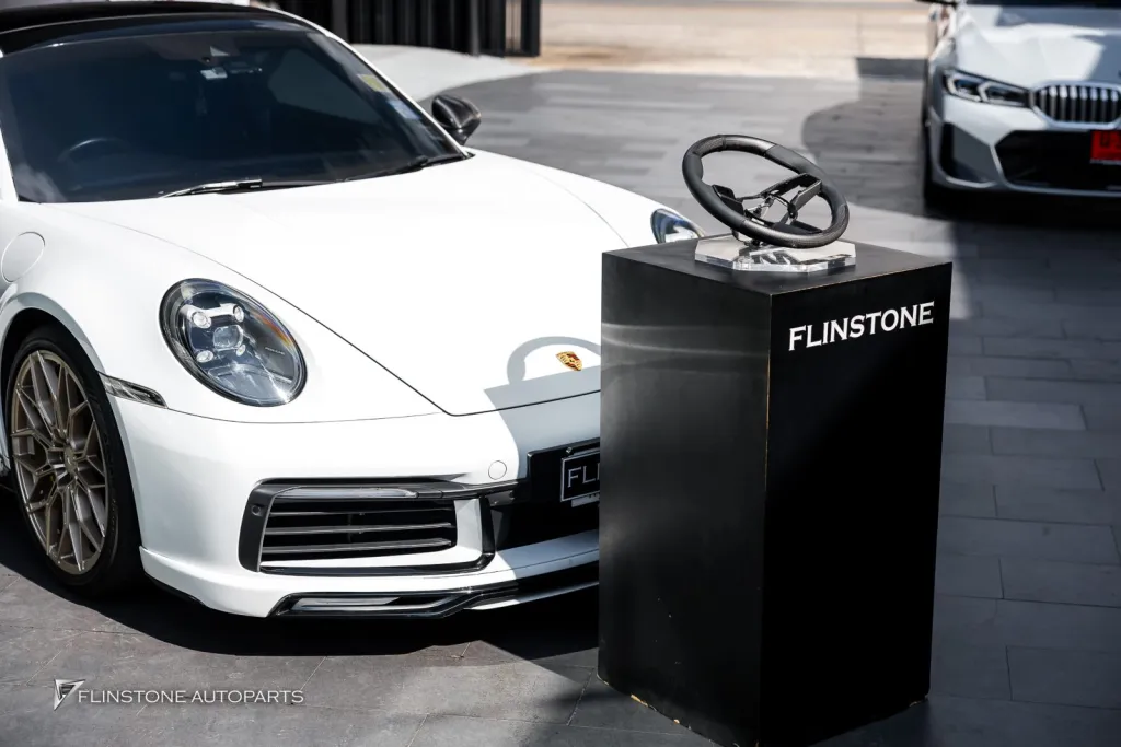 Porsche 992 พวงมาลัย