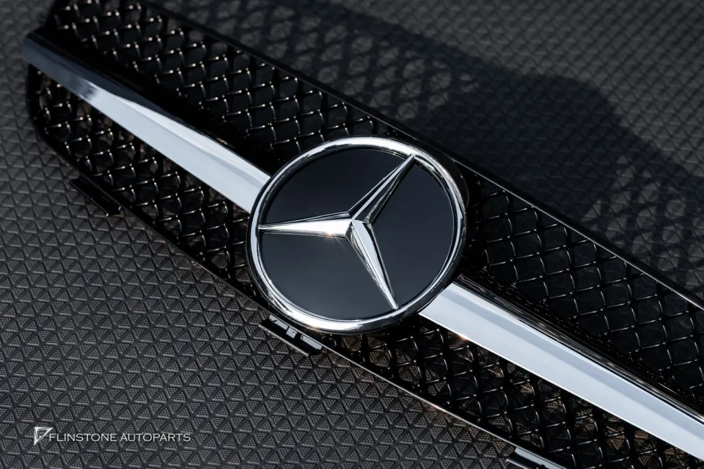 Mercedes Benz W209 กระจัง