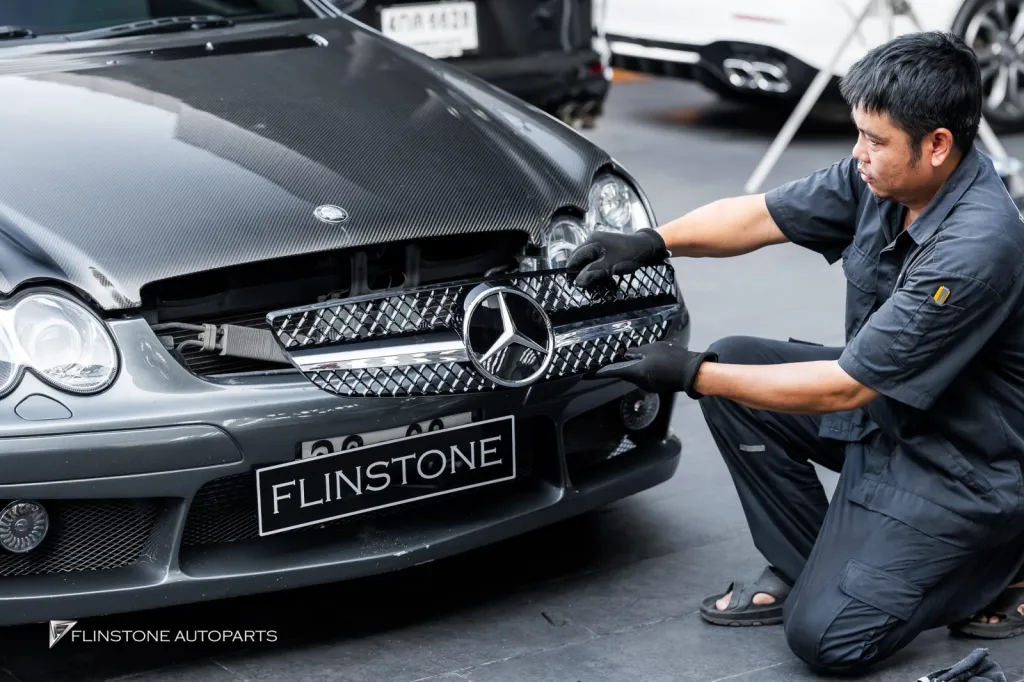 Mercedes Benz W209 กระจัง