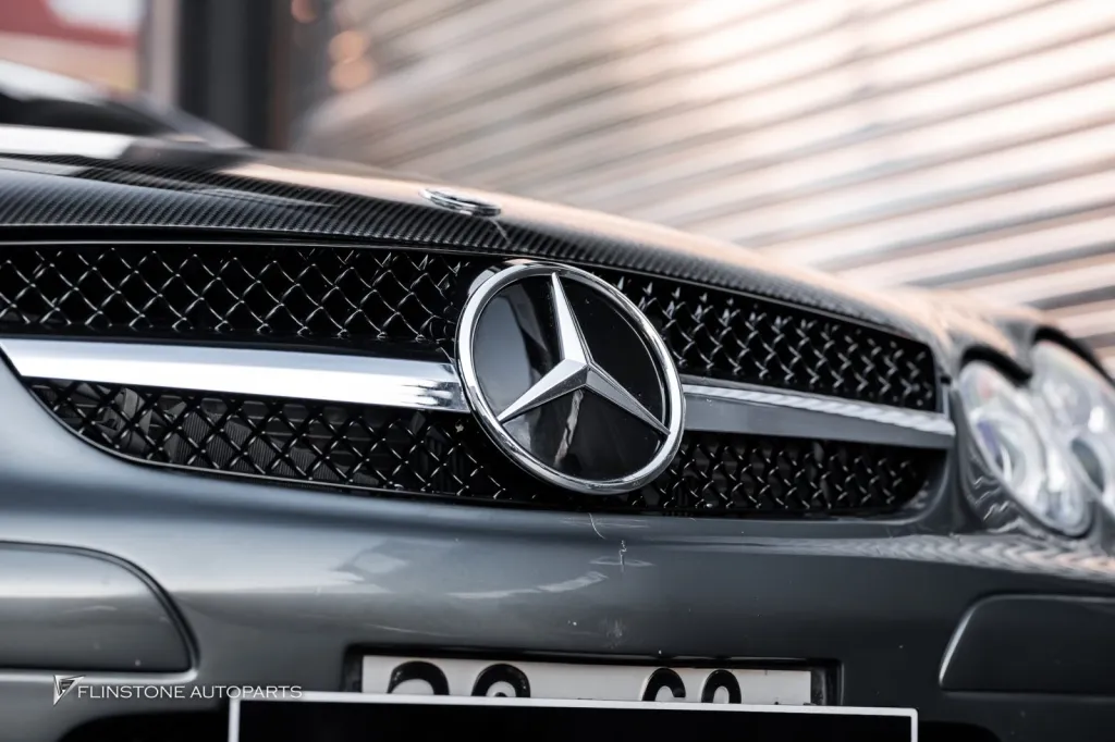 Mercedes Benz W209 กระจัง