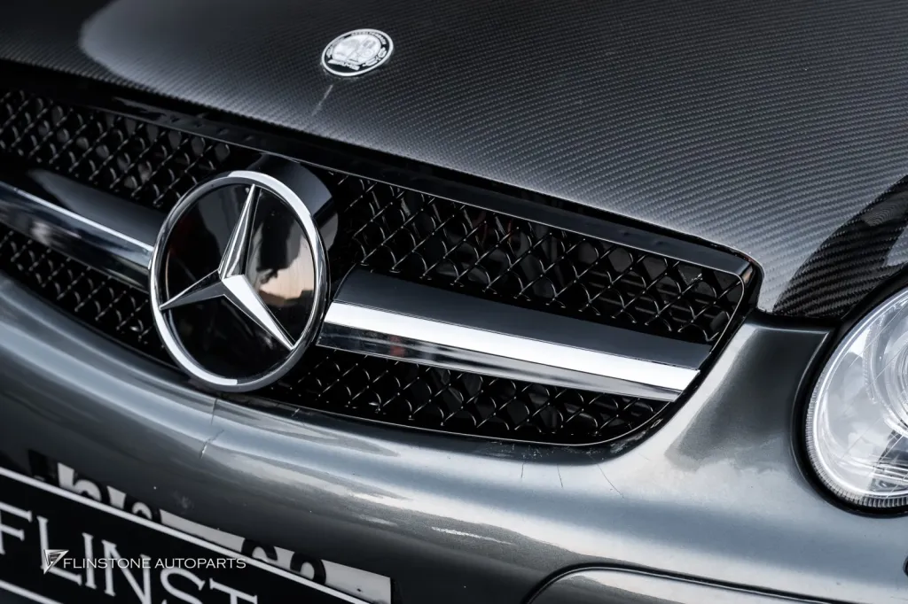 Mercedes Benz W209 กระจัง