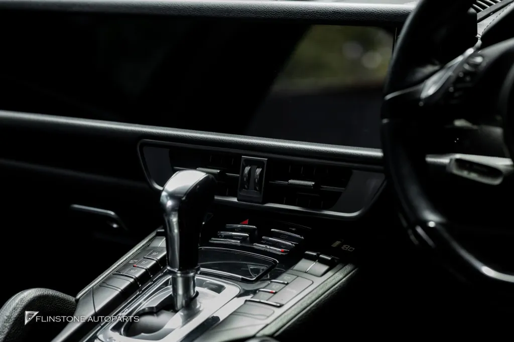 Porsche Cayenne 958 จอยาว