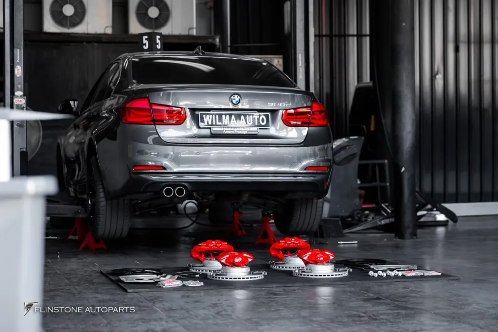 BMW F30 เบรค