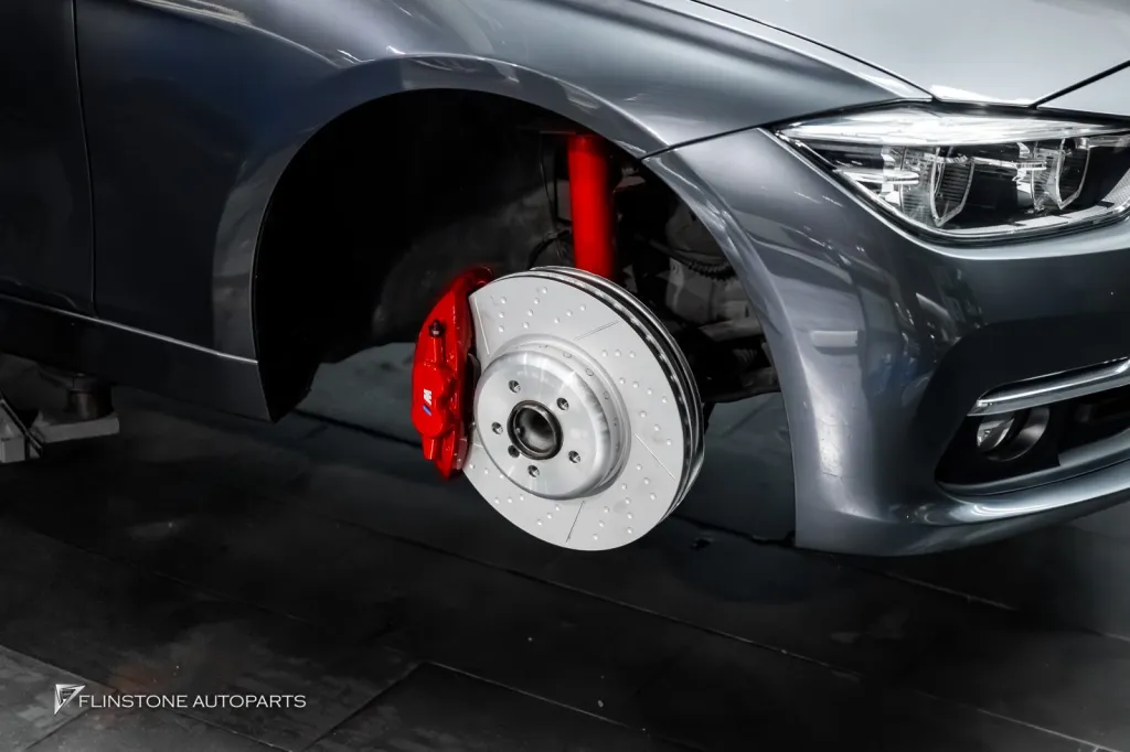 BMW F30 เบรค