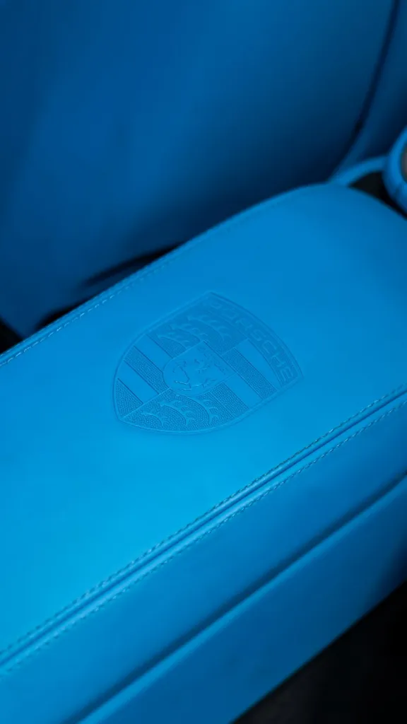 Porsche 992 ภายในฟ้า — Highres Complete (Interior)