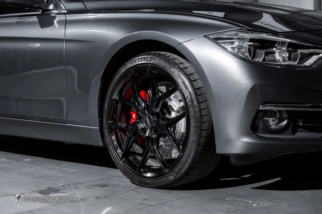BMW F30 เบรค