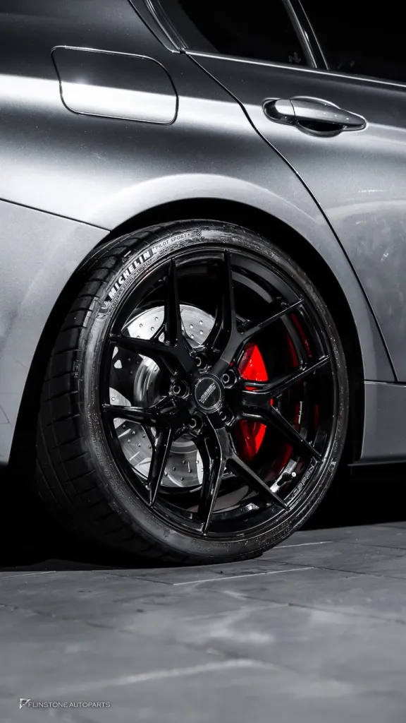BMW F30 เบรค