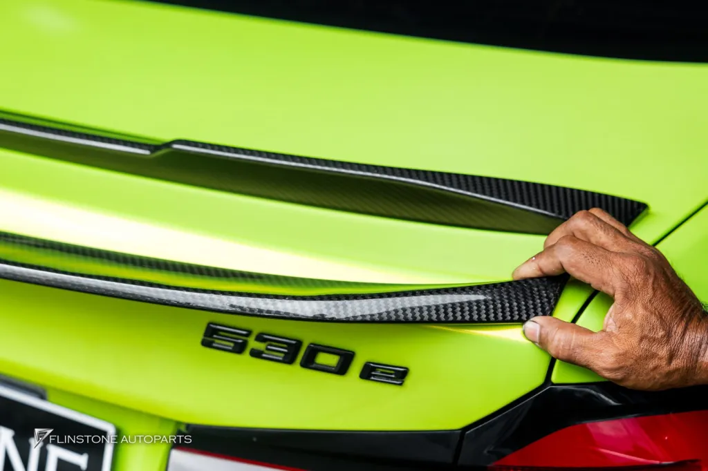 BMW G30 สปอยเลอร์