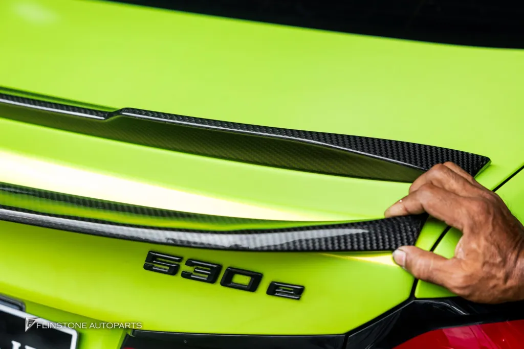 BMW G30 สปอยเลอร์
