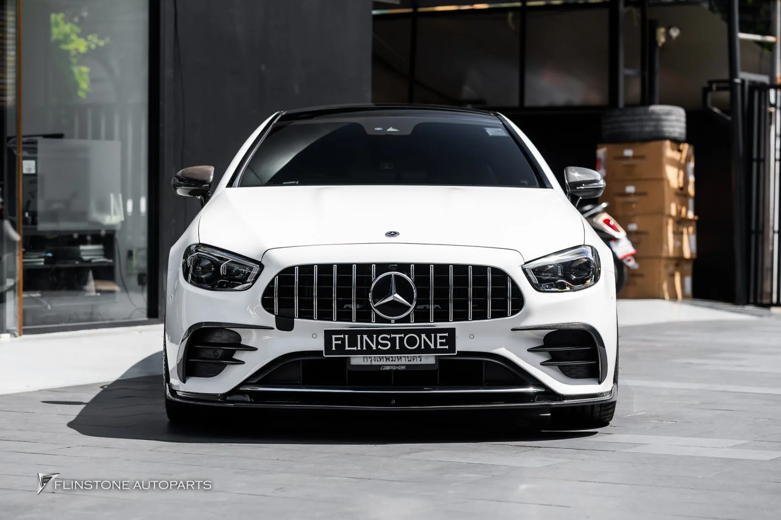 Mercedes Benz C238 สเกิร์ตข้าง