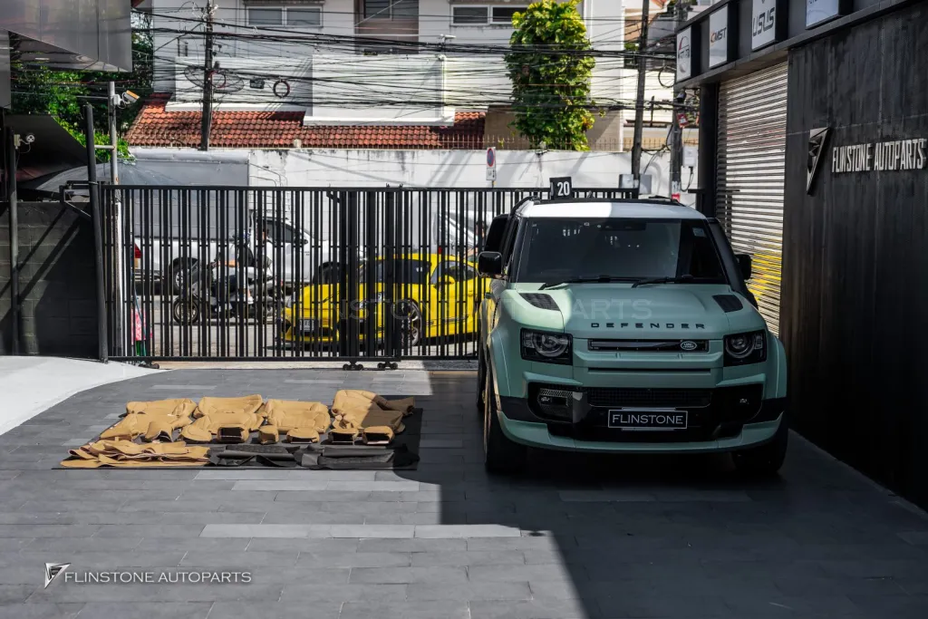 land rover defender 75th limited edition ภายใน — เรียง