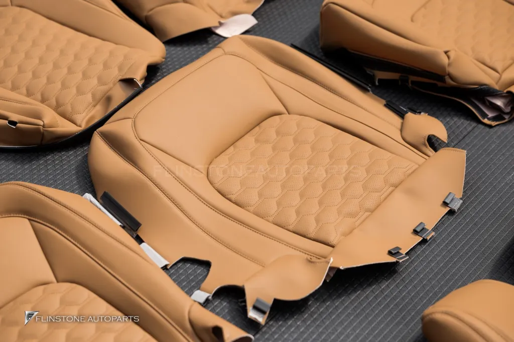 land rover defender 75th limited edition ภายใน — เรียง