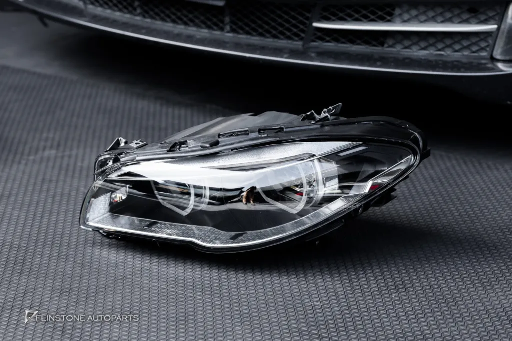 BMW F10 ไฟหน้า Lci