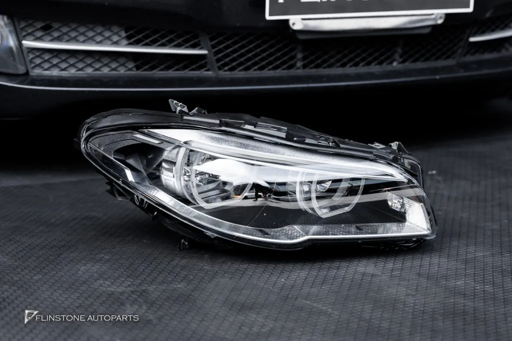 BMW F10 ไฟหน้า Lci