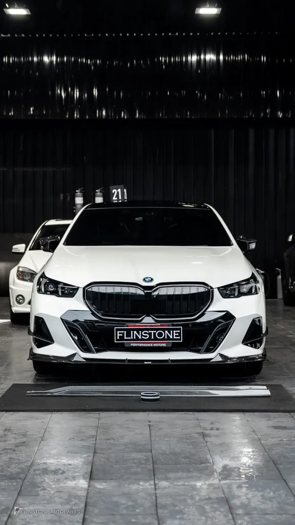 BMW i5 G60 สเกิร์ต สติกเกอร์ข้าง