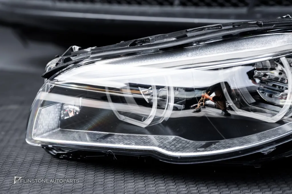 BMW F10 ไฟหน้า Lci
