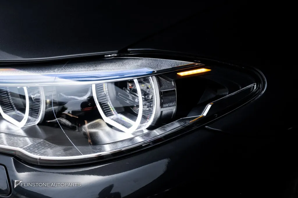 BMW F10 ไฟหน้า Lci