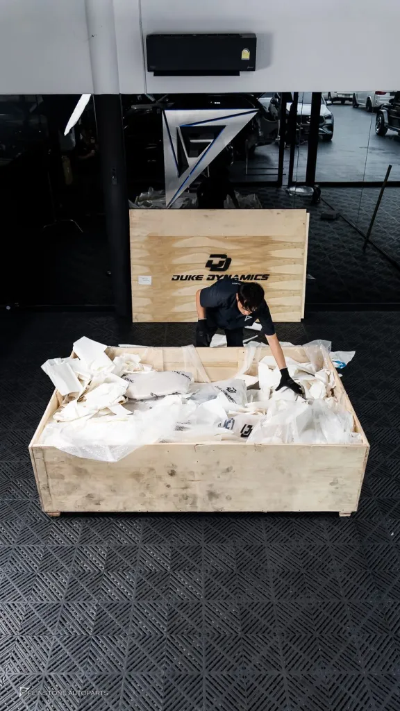 Unbox Duke Dynamic — Unbox Duke Dynamic
