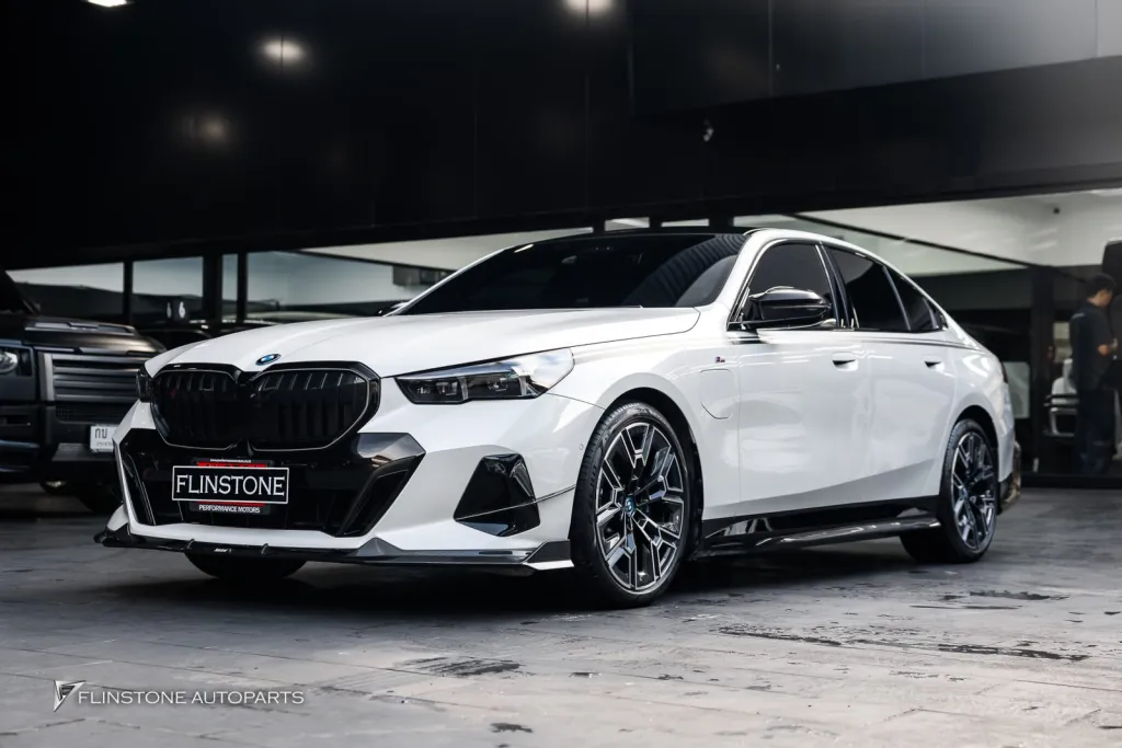 BMW i5 G60 สเกิร์ต สติกเกอร์ข้าง