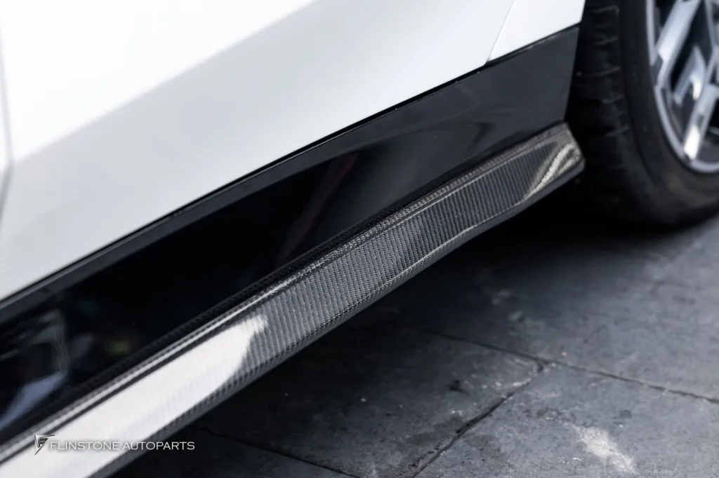 BMW i5 G60 สเกิร์ต สติกเกอร์ข้าง