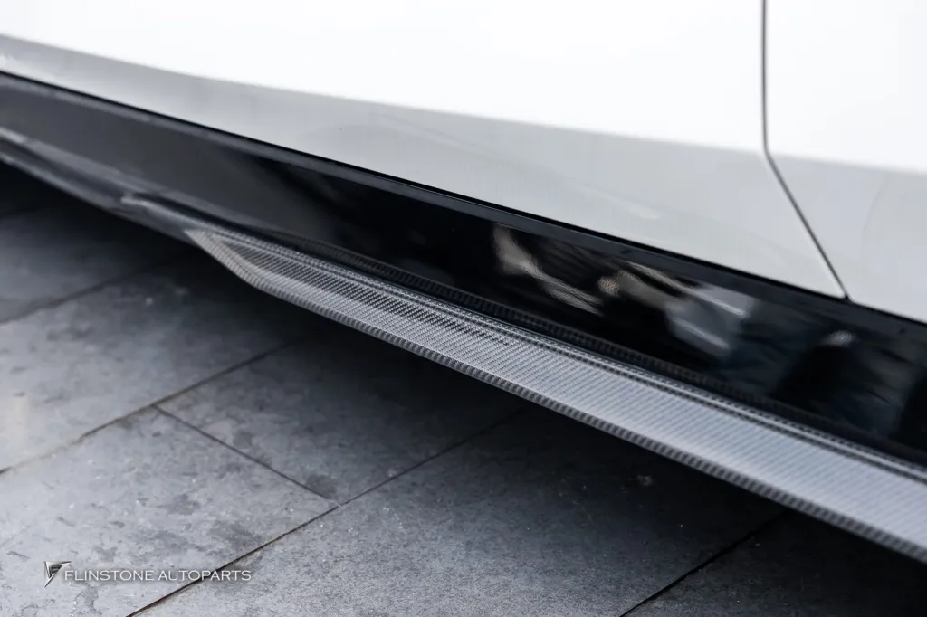 BMW i5 G60 สเกิร์ต สติกเกอร์ข้าง