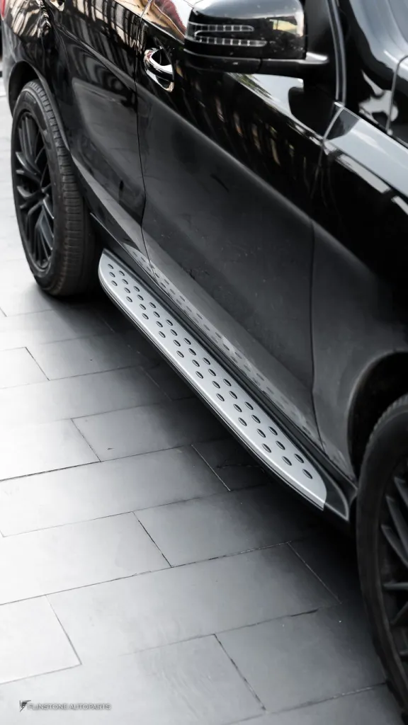 Mercedes Benz Gle บันไดข้าง