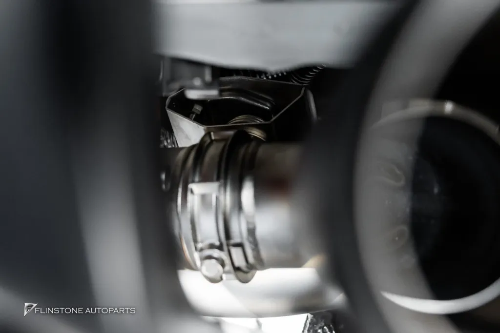 Porsche Cayenne S ท่อ Akrapovic