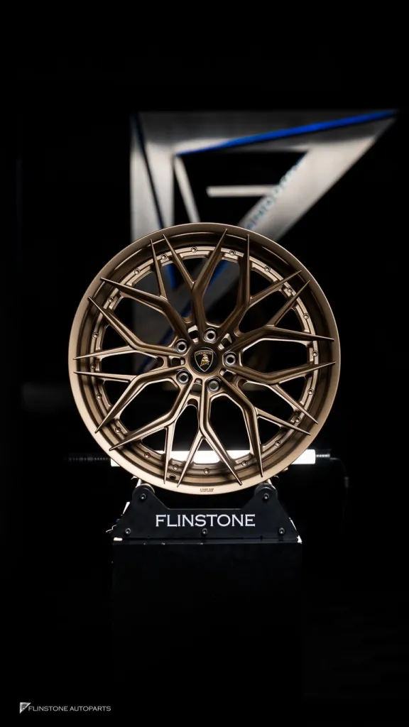 ล้อ Usus Lamborghini Revuelto