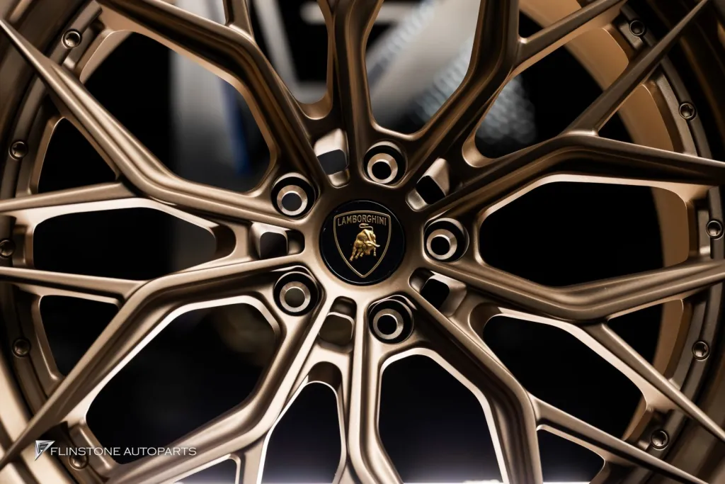 ล้อ Usus Lamborghini Revuelto