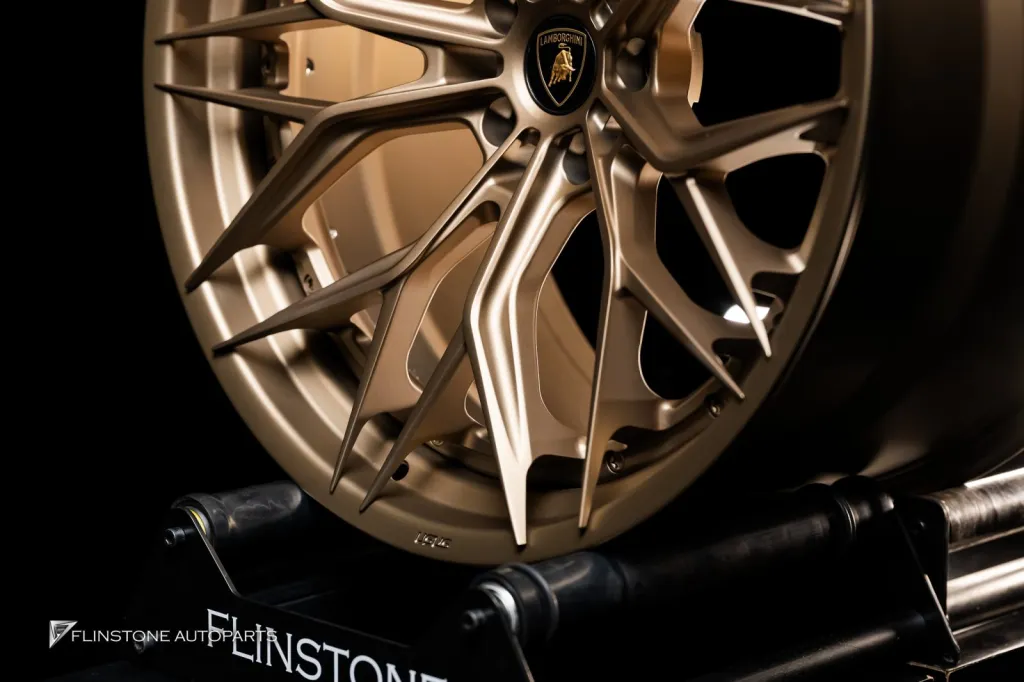 ล้อ Usus Lamborghini Revuelto
