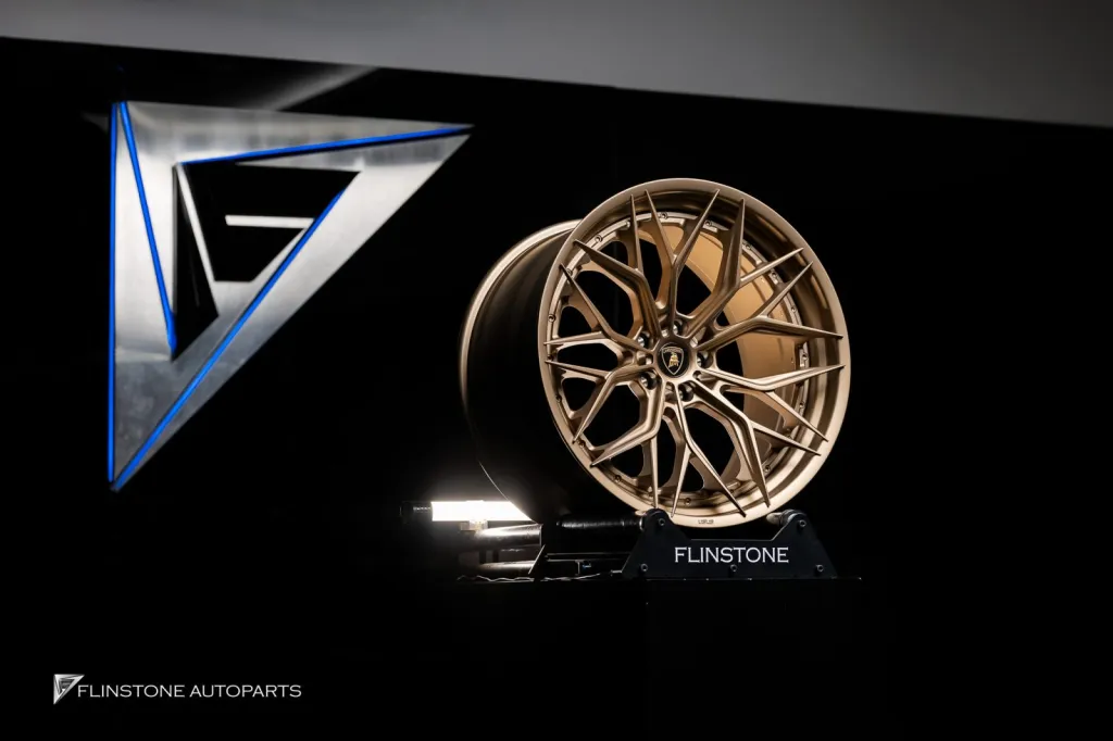 ล้อ Usus Lamborghini Revuelto