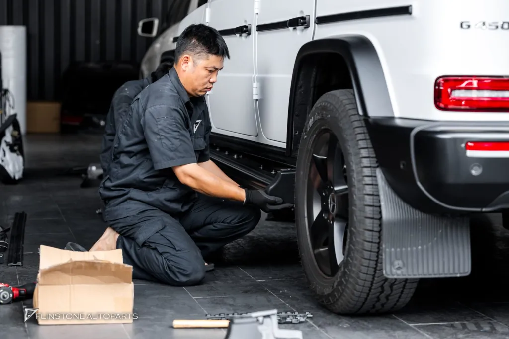 Mercedes Benz Gclass บัดไดไฟฟ้า V2 กาบบันได