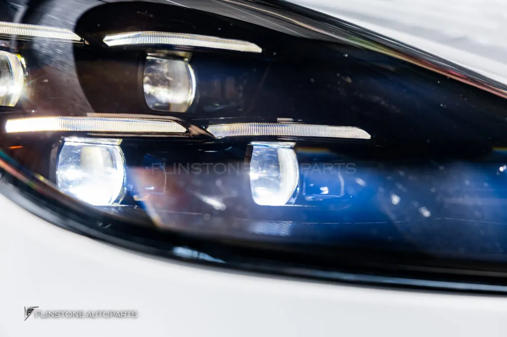Porsche Cayenne ไฟหน้า (รูปรวม)